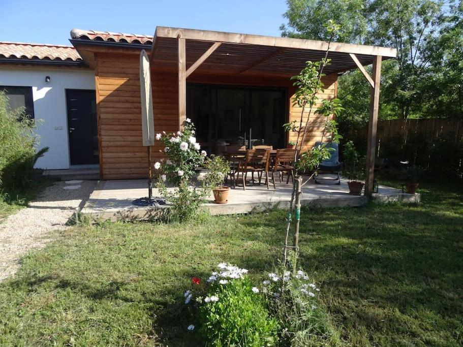Beau 2 Pieces Avec Jardin Dans Villa A Mougins. Екстер'єр фото