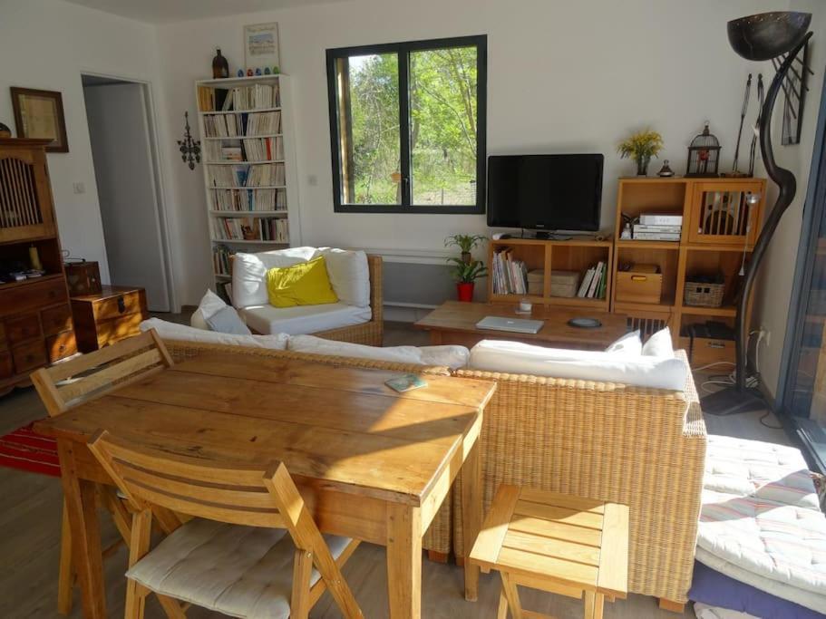 Beau 2 Pieces Avec Jardin Dans Villa A Mougins. Екстер'єр фото